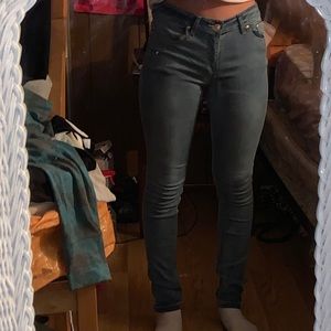 jeans